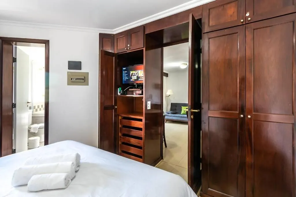 Higienopolis/Faap/Banheira Apartment Sao Paulo Brazil